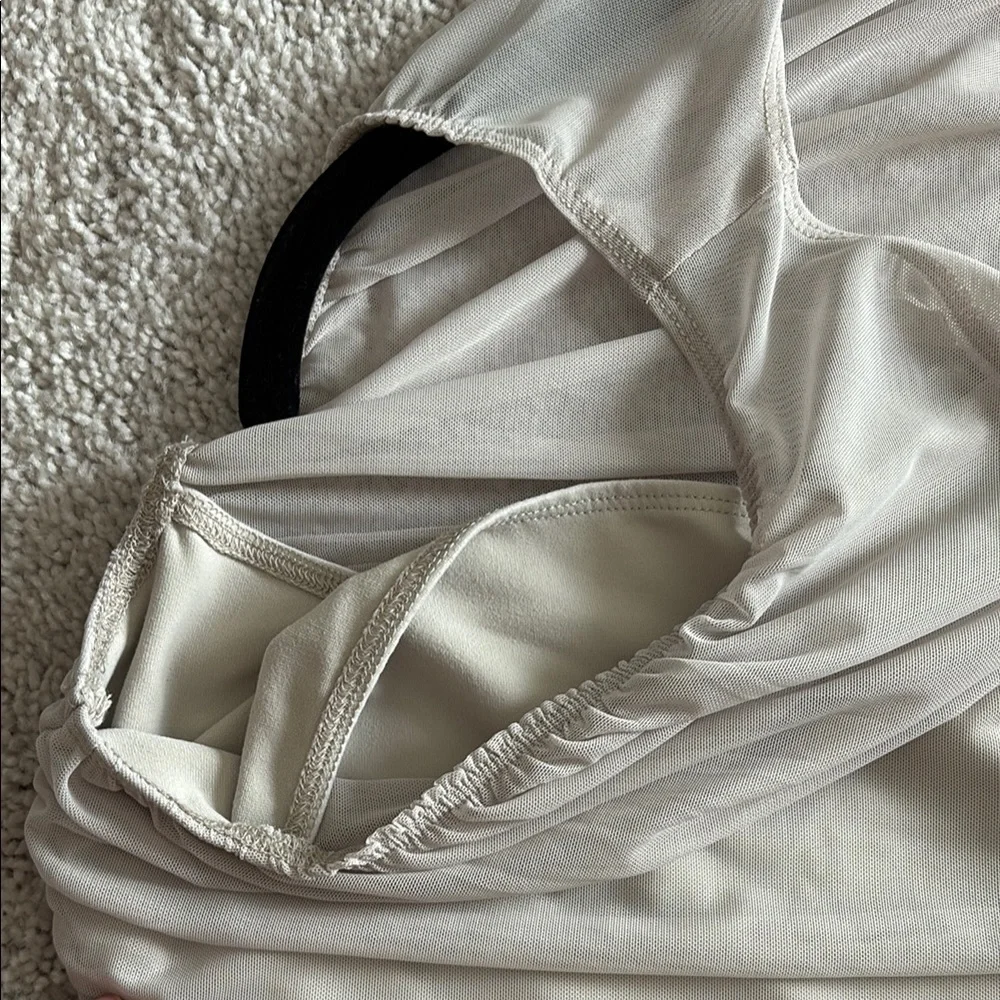 Abercrombie & Fitch taupe Ruched Sleeveless Top - Picture 7 of 11